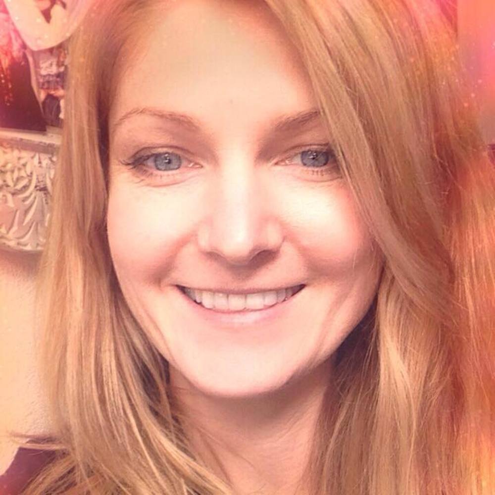 Meet your Posher, Jola